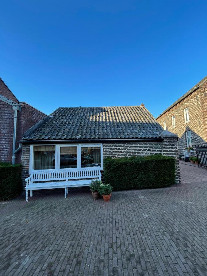 Villa Ut Kleine Huuske Grubbenvorst Exterior foto